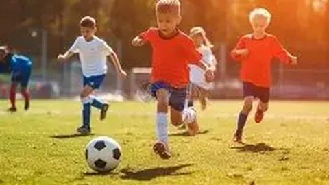 “2025年卡塔尔亚洲杯：日本队久保建英建功，铃木彩艳失误导致巴林乌龙，日本3-1战胜巴林挺进八强！”